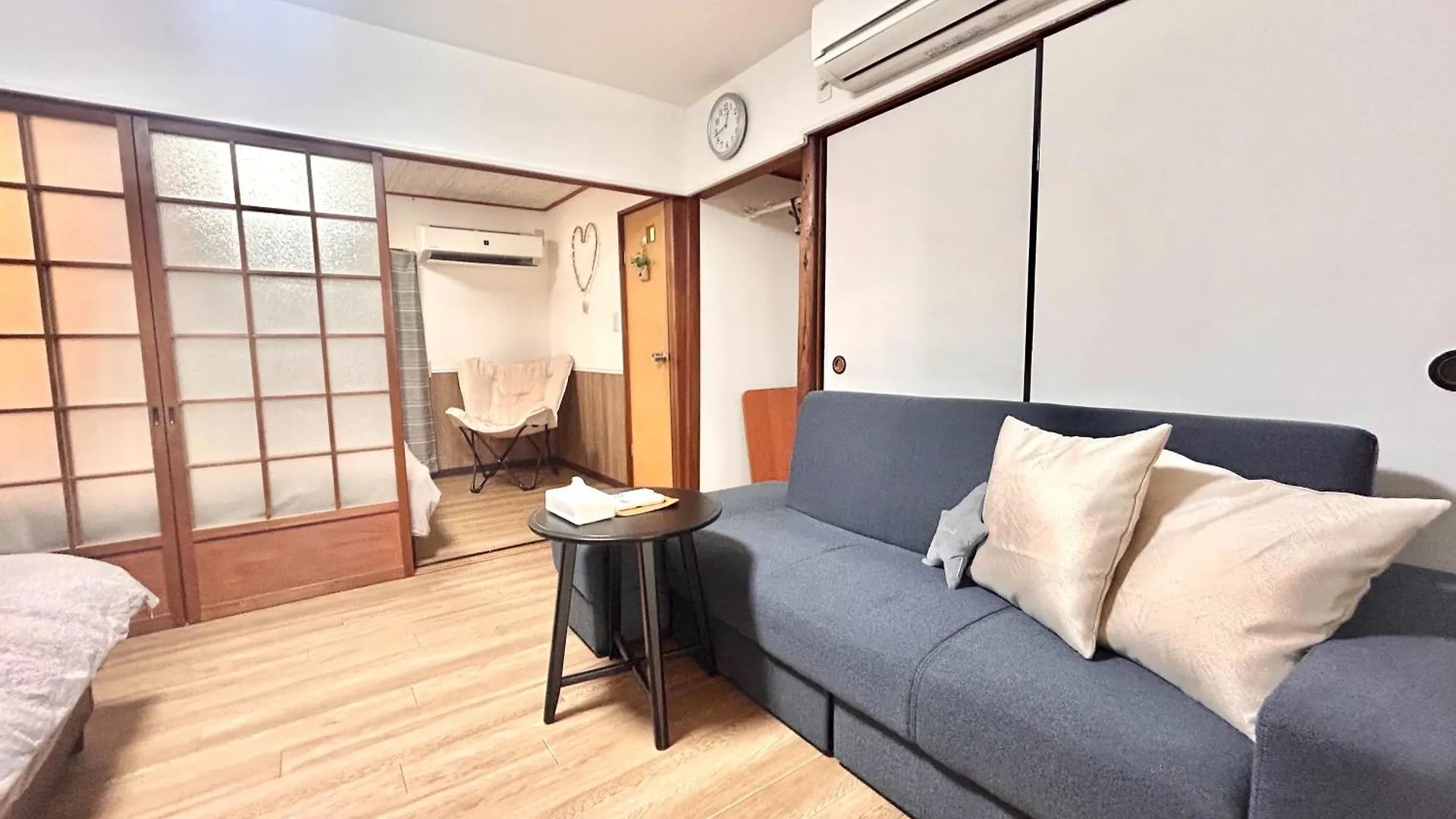 Prázdninový dům Vila 天下茶屋駅5分、専用庭付き平屋—Kik Iハウス Ósaka